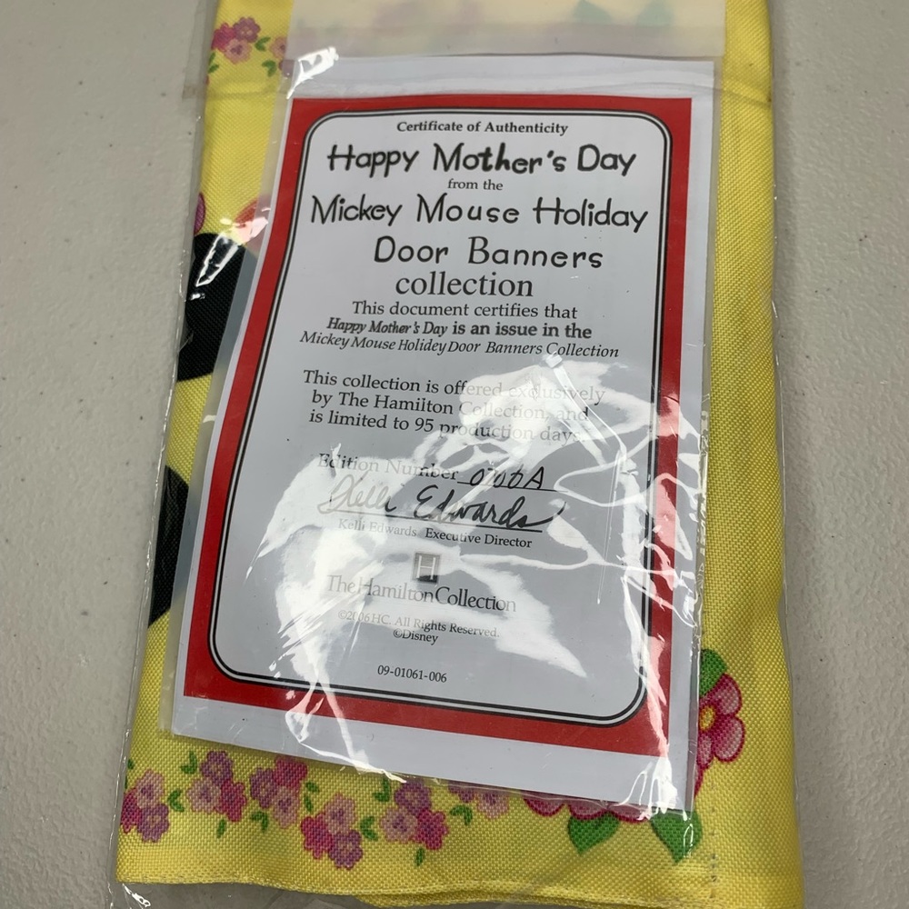 Disney Hamilton Collection Happy Mother's Day Mickey Mouse Holiday Door Banner